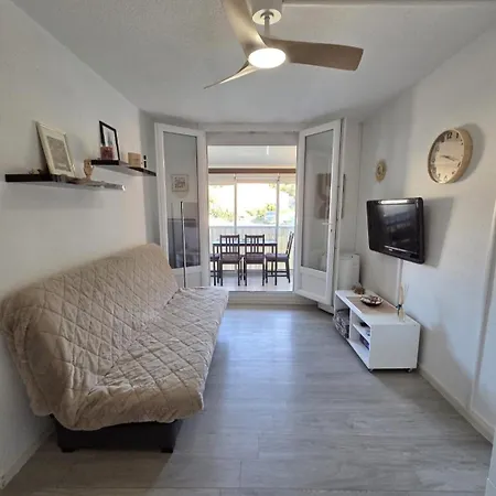 Appartement Joli Pour 4 Personnes Résidence Sécurisée, Parking Et Piscine *