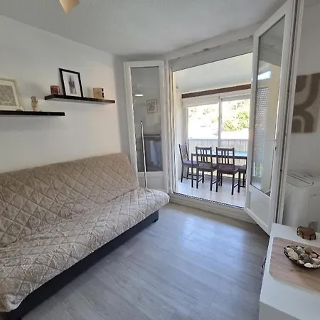 Joli Pour 4 Personnes Securisee, Parking Et Piscine *