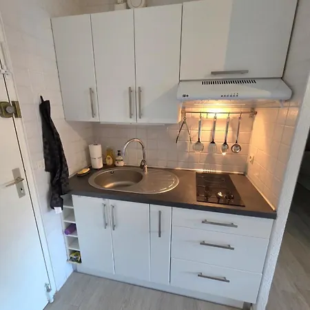Apartament Joli Pour 4 Personnes Securisee, Parking Et Piscine