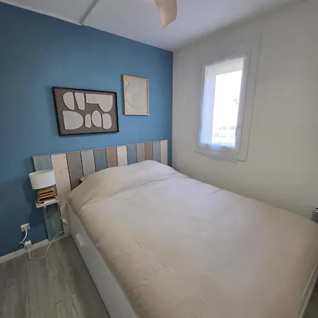 Joli Pour 4 Personnes Securisee, Parking Et Piscine Apartament