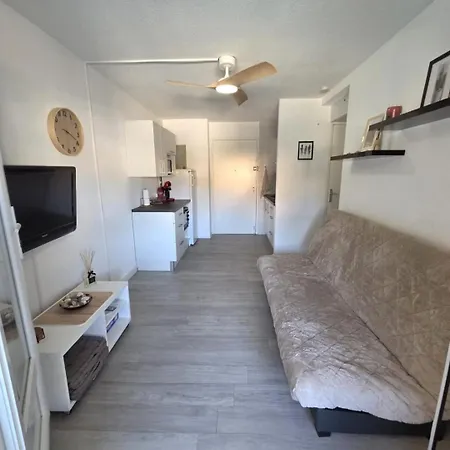 Appartement Joli Pour 4 Personnes Résidence Sécurisée, Parking Et Piscine *